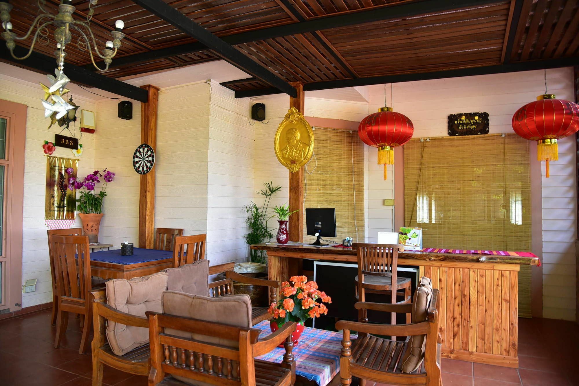Dusit Talai Resort Nong Nam Daeng Екстериор снимка
